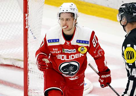 Kalle Myllymaa oli Ässien paras pelaaja perjantaina kauden ensimmäisessä paikallispelissä.