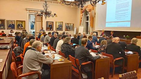 Kaupunginvaltuusto saa Raumalla päätettäväkseen uuden organisaation, joka on viritetty sote-uudistuksen jälkeiseen aikaan.