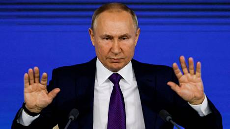 Venäjän presidentti Vladimir Putin piti loppuvuoden suuren lehdistötilaisuutensa Moskovassa torstaina 23. joulukuuta.