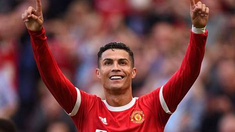 Manchester Unitedin Cristiano Ronaldo palaa Madridiin.