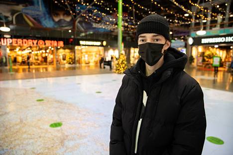 Antti Kivi, 23, opiskelija, Lempäälä: ”Hyvää joulunodotusta kaikille.”