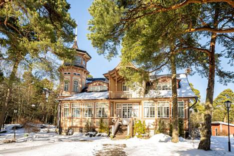 Villa Tallbon saisi itselleen 1 400 000 eurolla.