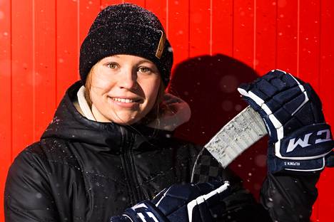 Anna Kilponen on tehnyt tehot 0+6 10 ottelussa PHF:ssä.