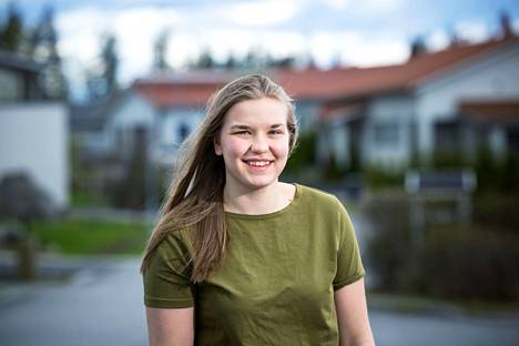 Venla Raittinen aikoo viettää ylioppilasjuhlat kotona Ylöjärvellä.