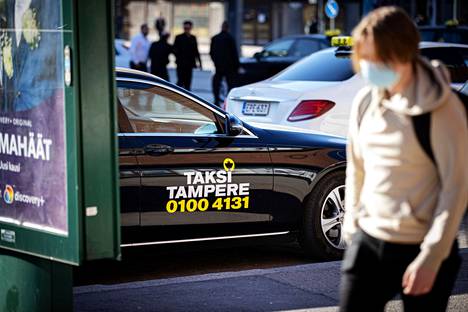 Tampereen aluetaksi uudisti järjestelmänsä 13. huhtikuuta 2021. Uudistus on aiheuttanut ongelmia kevään aikana.