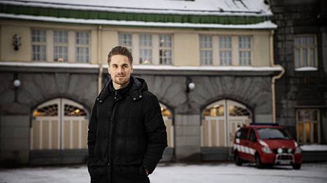 Kaapo Savolainen valmistui pelastajaksi joulukuussa. Nyt hän on unelmatöissään.