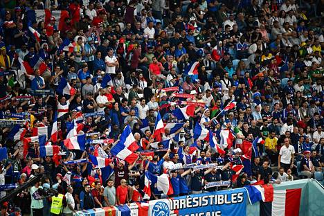 Ranskan kannattajat pääsivät juhlimaan kahta osumaa Australia-ottelun ensimmäisellä jaksolla.