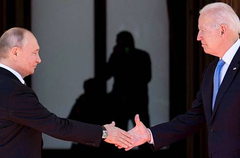 Presidentit tapasivat kesäkuun 16. päivä Genevessä Sveitsissä.