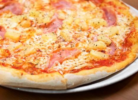 Pizza kärähti Porin Itäpuistossa, paikalle lähti seitsemän palokunnan yksikköä. Kuvituskuva.