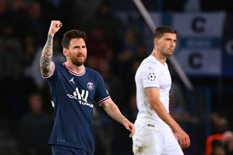 Lionel Messi tuuletti ensimmäistä maaliaan PSG:n paidassa.