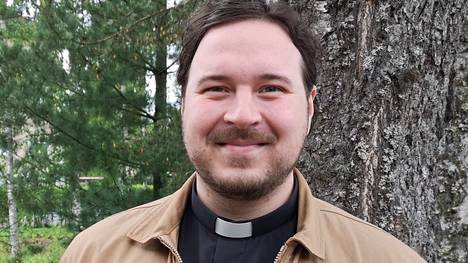 Mikael Suontausta on aloittanut työnsä kasvatuksen seurakuntapastorina Sastamalassa.