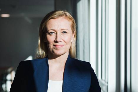 Opetusalan ammattijärjestö OAJ:n valtuusto valitsi uudeksi puheenjohtajakseen Katarina Murron (kok.).