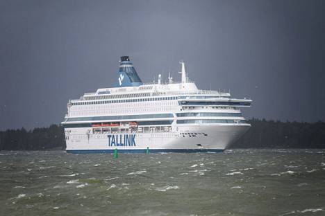 Silja Europa saapumassa satamaan Helsingissä elokuussa 2021.