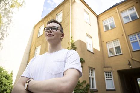 Daniel Schmidt on toiminut Airbnb-majoittajana Tampereella neljän vuoden ajan. Hänellä on omien laskujensa mukaan kokemusta noin 3 000 majoituksesta. Yksi Schmidtin majoituskohteista sijaitsee Näsilinnankadulla. 