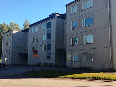 Sastamalan toimintakeskus ja vammaispalvelutoimintakeskus sijaitsevat Aarnontien kerrostalossa.