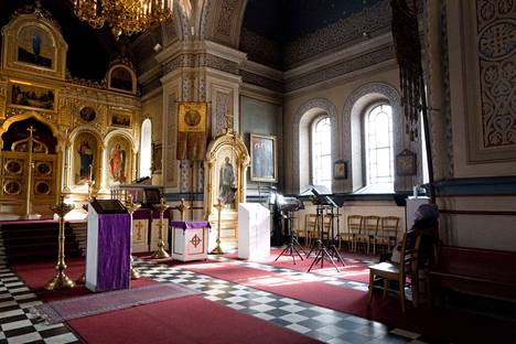 Tampereen ortodoksisen kirkon kuoro konsertoi pyhän Aleksanteri Nevskin ja pyhän Nikolaoksen kirkossa torstaina. Konsertissa kuullaan myös uusia sovituksia ortodoksisista joulun ajan hengellisistä lauluista. 