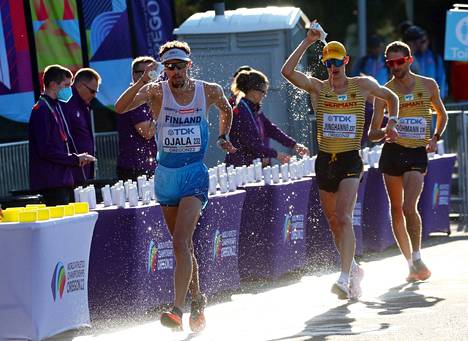 Aleksi Ojala käveli MM-kisoissa 35 kilometrin uuden Suomen ennätyksen.