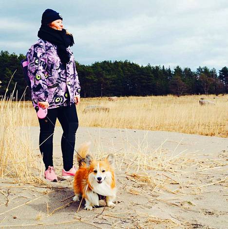 Turkulainen matkabloggari Veera Kinnunen aikoo matkustella yhä enemmän Suomen lähimaissa, jotka ovat täynnä Liettuan Kuurinkynkään dyynien tapaisia upeita paikkoja. 