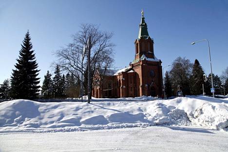 Seurakuntavaaleissa valitut luottamushenkilöt päättävät muun muassa siitä, mihin kirkon varoja käytetään ja mitä toiminnassa painotetaan. Tampereen Messukylän kirkko kuvattiin vuonna 2018.