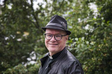 Sääksmäen seurakunnan kirkkoherra Timo Warikselle tuli 11. toukokuuta täyteen ensimmäinen vuosi nykyisessä virassaan.