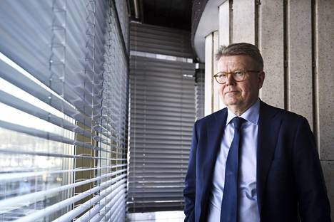 Elinkeinoelämän keskusliiton toimitusjohtaja Jyri Häkämies EK:n Työstä turvaa -hankkeen julkistustilaisuudessa Helsingissä 14. maaliskuuta 2022. 