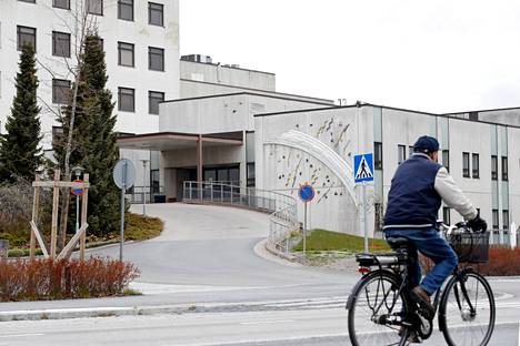Terveyspalvelujen johdossa on liikettä Raumalla. Lähiviikkoina haettavaksi tulee johtavan ylilääkärin virka.