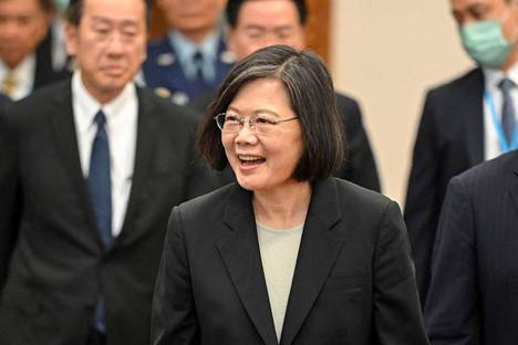 Matkalleen lähdössä ollut Taiwanin presidentti Tsai Ing-wen kuvattiin keskiviikkona Taoyuanin lentoasemalla Taiwanissa.