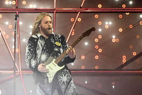 Britannia petrasi viime vuodesta hurjasti. Viime vuonna Britannia sai Euroviisu-finaalissa nolla pistettä. Tänä vuonna maata edusti Sam Ryder.