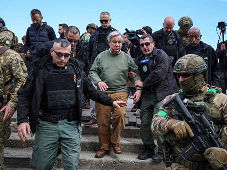 YK:n pääsihteeri António Guterres vieraili torstaina Borodjankassa Kiovan ulkopuolella.