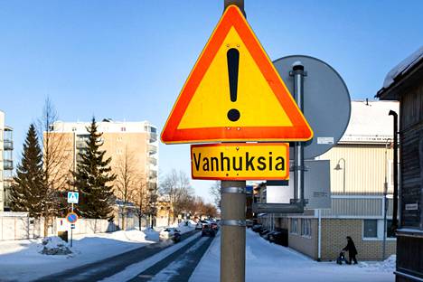 Lounais-Suomen aluehallintovirasto ohjeistaa nuorempia satakuntalaisia kohtaamaan vanhuksia niin hyvin suojautuneena kuin mahdollista.