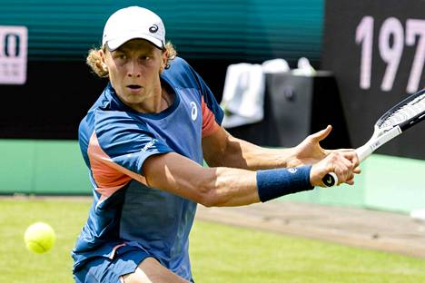 Emil Ruusuvuori pelasi kesäkuun alussa Hollannissa Rosmalenin tennisturnauksessa. 