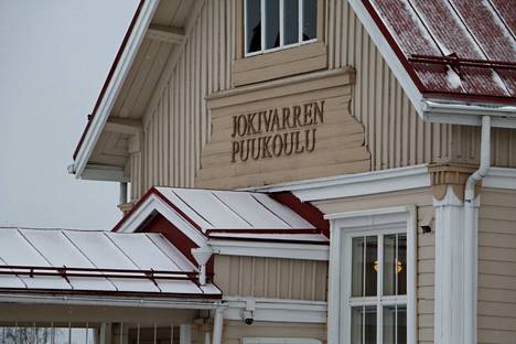 Jokivarren puukoulun ja uimahalli Koskikaran kahvilatoiminnalle etsitään pyörittäjää. Uimahallissa tehtäviin kuuluu myös lipunmyynti.
