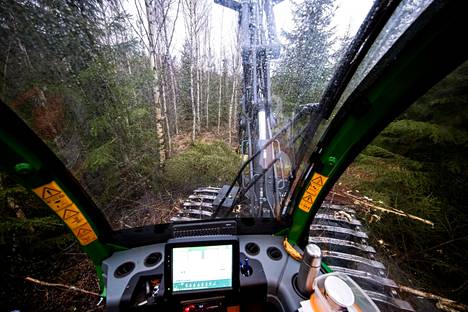 Metsäkonepalvelun ja Kone-Yijälän metsäkoneiden korjaus ja huolto keskitetään Kilpakorpeen. Kuvituskuva.