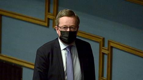 Elinkeinoministeri Mika Lintilä (kesk.) osallistui perjantaina täysistuntoon eduskunnassa. Lauantaina hän oli Ylen Ykkösaamun vieraana.