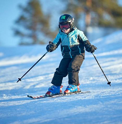 Kalpalinna järjestää tammikuussa yhteistyössä Suomen Hiihtokeskusyhdistyksen kanssa hiihdonopettajien koulutusta. 
