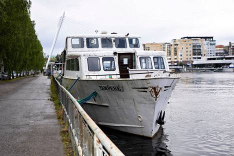 Kesällä 2020 Pirkanmaan ulosottovirasto myi M/S Tamperetta nettihuutokaupalla. Alusta alettiin myydä sen omistajayrityksen liiketoiminnan päätyttyä. Aamulehti kuvasi Ratinan suvantoon ankkuroidun laivan 9. heinäkuuta 2020, kun huutokauppa oli käynnissä. 