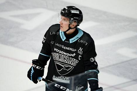 Joonas Jalvanti liigaottelussa Pelicans–HIFK Lahdessa 11. syyskuuta 2021.