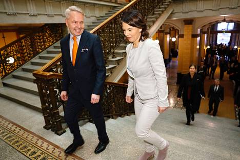 Saksan ulkoministeri Anna-Lena Baerbock saapui Helsinkiin tapaamaan ulkoministeri Pekka Haavistoa. 