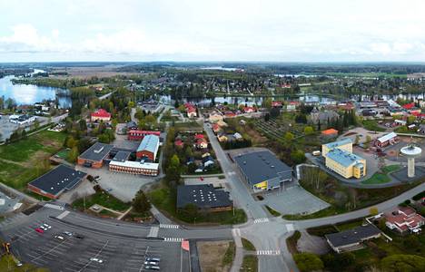 Kokemäen Tulkkilassa kouluarkea helpottavat koulujen sekä liikunta- ja kulttuuripalveluiden väliset lyhyet etäisyydet.
