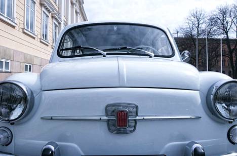 Fiat 600 -museoauto nimeltä Madonna on Pirita Ruusulaakson silmäterä -  Porilaine - Satakunnan Kansa