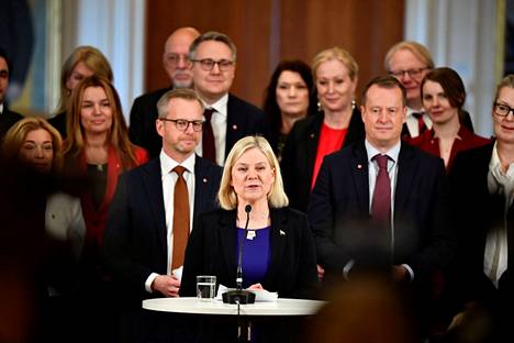 Ruotsin uusi pääministeri Magdalena Andersson nimitti ministerinsä tiistaina. Ministerivalinnoista tiedotettiin 30. marraskuuta.