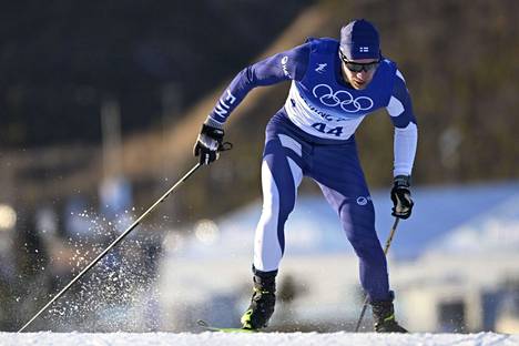 Suomen tähtisprintteri Joni Mäki voi olla yksi hiihtäjä, jolle 15 kilometrin matkojen lyheheminen kymmeneen kilometriin sopii.