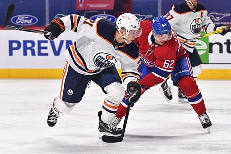 Montreal Canadiensin Artturi Lehkonen ja Edmonton Oilersin Dominik Kahun kohtasivat jäällä 12. toukokuuta Kanadan Montrealissa.