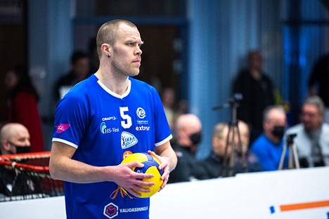 Urpo Sivula oli Akaa-Volleyn paras pistemies pronssisarjan avauksessa.