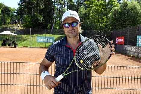 Teemu Selänne oli mukana Bermuda-tennisturnauksessa Helsingissä.