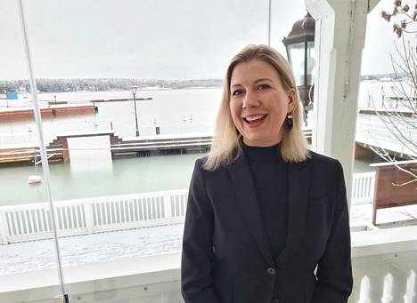 Uusi taiteellinen johtaja Elina Vähälä on uudistanut esiintyjäjoukkoa ja tuonut konsertteihin aiempaa vahvemmat teemat