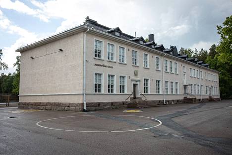 Tampereen Lamminpään koulun remontti alkaa kesällä 2023 ja etenee vaiheittain. Päärakennuksen peruskorjaus alkaa suunnitelmien mukaan tammikuussa 2025 ja käyttöönotto on elokuussa 2026.