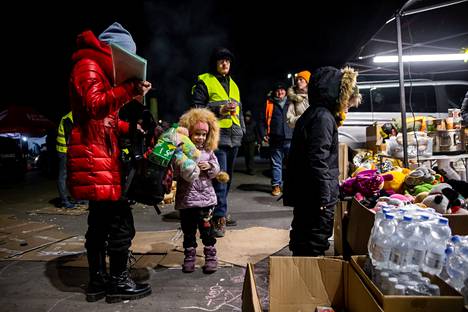 Ukrainalaisia pakolaisia on lähtenyt liikkeelle tuhansittain. Noin 2100 heistä on saapunut Satakuntaan. 