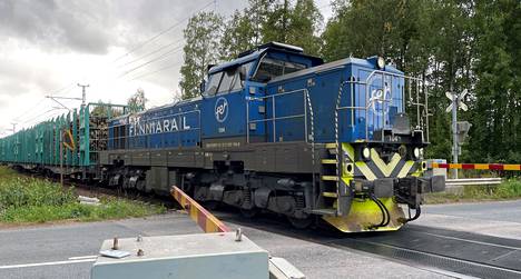 Fenniarail perustetiin vuonna 2009, kun rautateiden tavaraliikenne avattiin kilpailulle. Suomalaisomisteinen yhtiö liikennöi koko Suomen rataverkolla. 