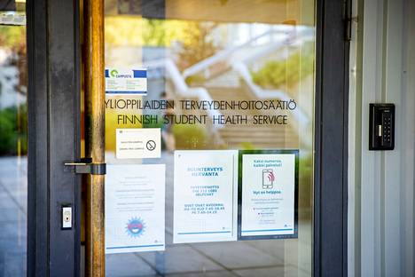 YTHS:n suunterveydenpalvelut sijaitsevat Hervannan kampuksella, yleis- ja mielenterveydenpalvelut elo-syyskuuhun saakka keskustakampuksen vieressä Kalevantiellä.